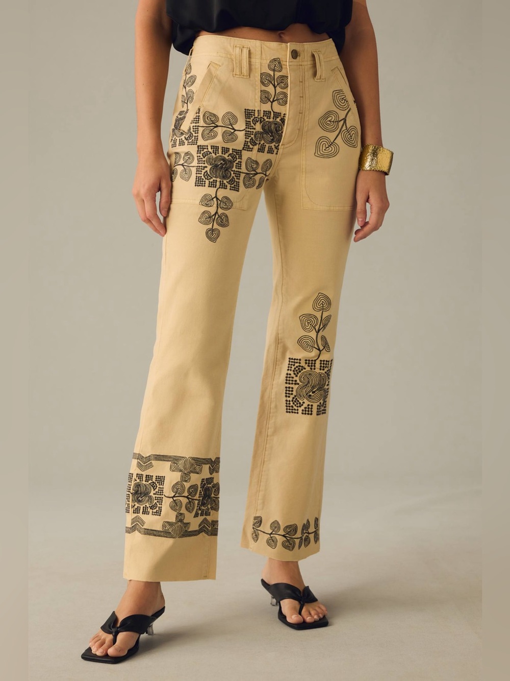 ANTHROPOLOGIE PILCRO Embroidered Cream Cropped Flare Pants Boho Earthy Whimsy 28
